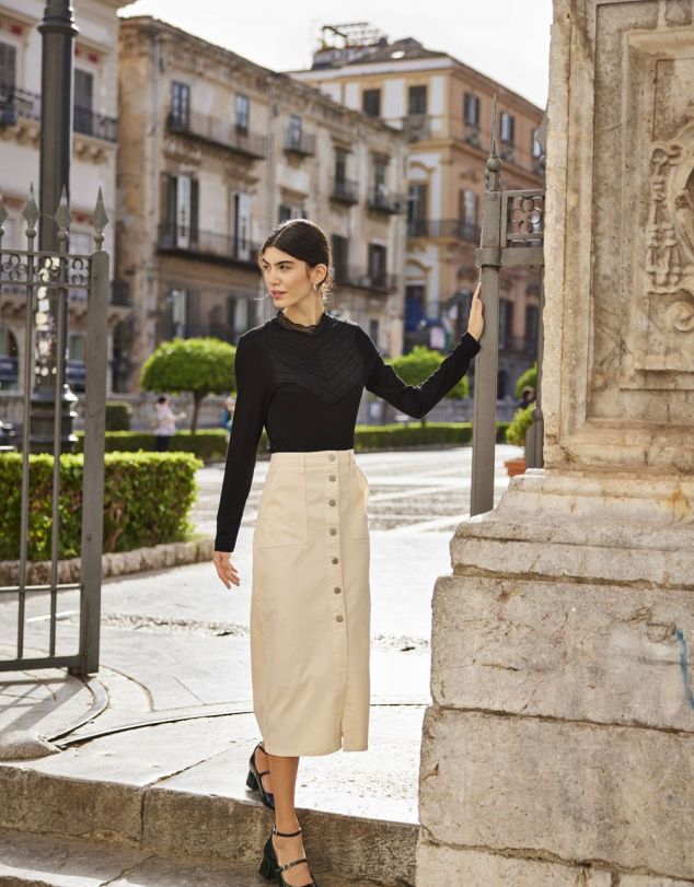FALDA LARGA CON BOLSILLOS DE JACQUELINE DE YONG